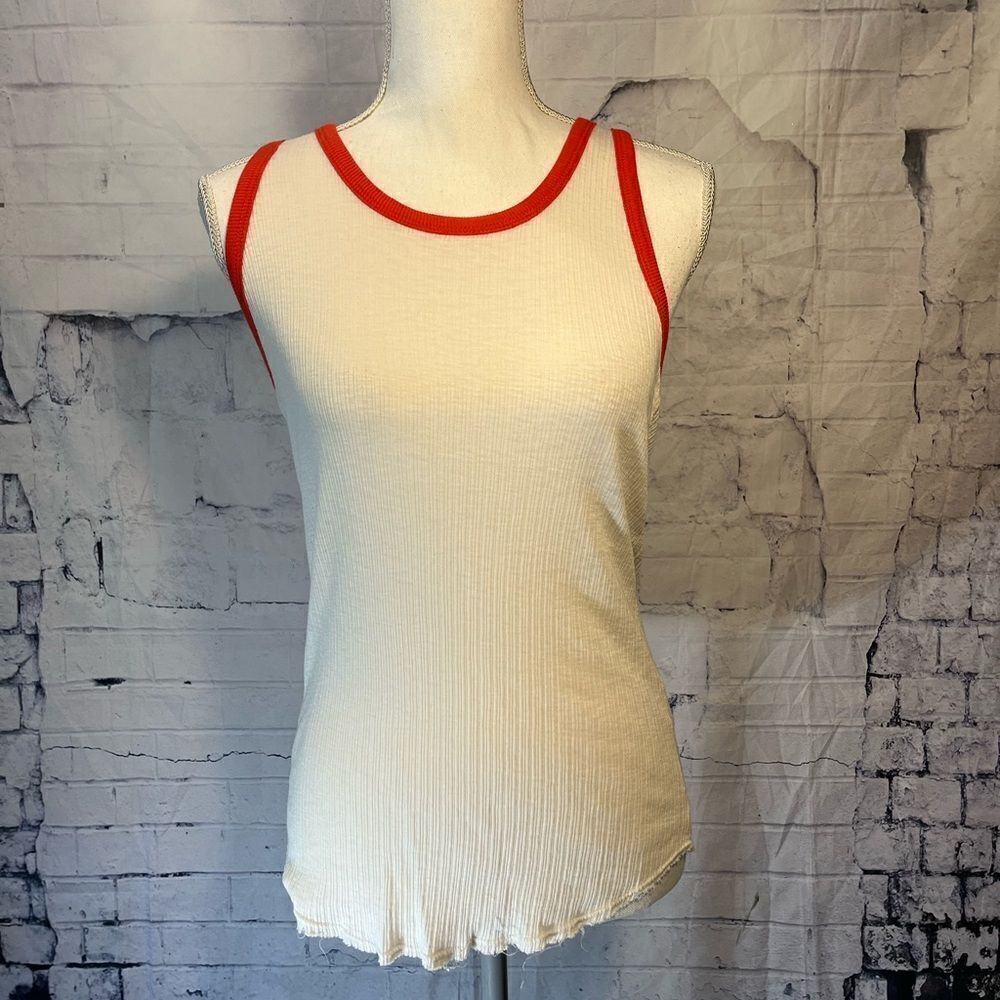 Top tank & t-shirt bundle - Picture 4 of 10